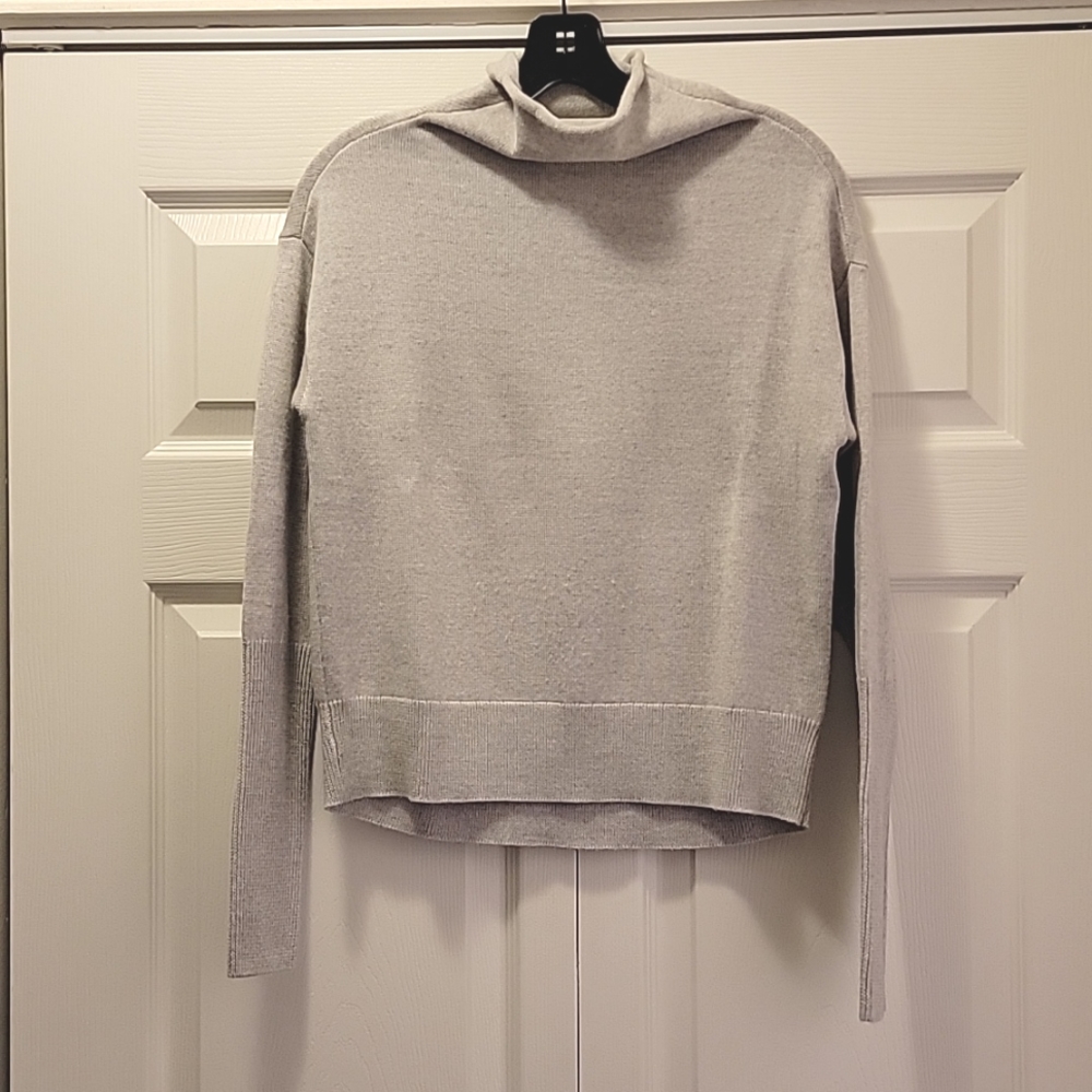 Wilfred by Aritzia Cyprie sweater